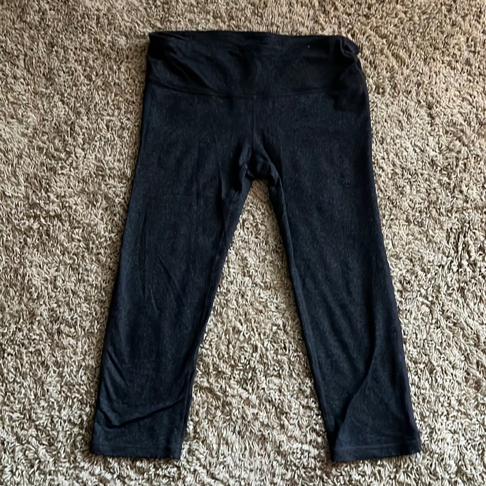 Gap GFast grey capris leggings, medium!